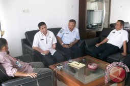 Wings Air Terbang Perdana Melalui Bandara Aek Godang