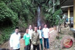 Air Terjun Sihobuk Tidak Terawat