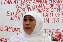 wah, ternyata pengemis punya mobil dan kartu kredit