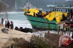 Gubernur: Imigran akan segera diberangkatkan
