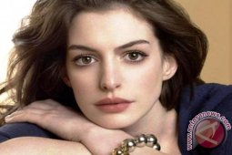 Anne Hathaway Duta Perempuan PBB