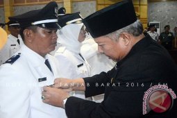Ini dia, 43 kades baru di Tanjabbar dilantik