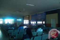 Penumpang Kapal di Pelabuhan Pangkalbalam Masih Sepi