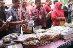 Tulungagung Gelar Pasar Murah Sembako Jajanan Lebaran