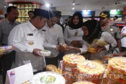 Bupati Sidoarjo Sidak Makanan Minuman Pusat Perbelanjaan