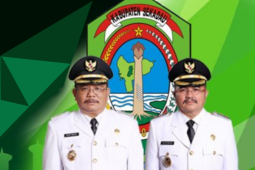 Bupati - Wabup Sekadau Safari Pertama Natal