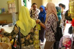 Disperindagkop Penajam Gelar Razia Makanan Dan Minuman