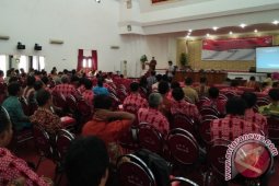 Camat dan Kades se-Landak Diminta Sukseskan Pilkada