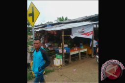 Kondisi Pasar Tradisional Perbatasan Kalbar Kumuh