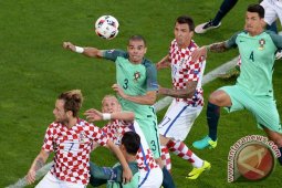 Quaresma cetak gol kemenangan pada masa tambahan waktu untuk Portugal
