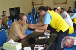 Dikes Lakukan Deteksi Dini Kesehatan ASN Disnakertran