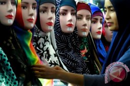 Turki: larangan jilbab Uni Eropa perkuat tren antimuslim