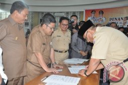 Sebanyak 300 ASN Pemkab Diserahkan Ke Pemprov