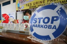 Ribuan Guru di Blitar Jalani Tes Urine
