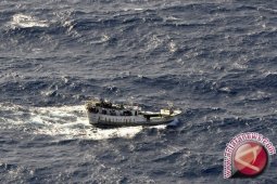 BMKG: Waspadai Gelombang Tinggi di Jalur Mudik Laut
