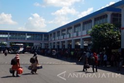 800 Ribu Penumpang Padati Terminal Purabaya Hingga H-2 Lebaran