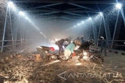 Polisi Minta Pemudik Waspadai Hewan Klaper di Jembatan Kertosono