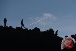 Eiger Gelar Ekspedisi 28 Gunung Di Indonesia