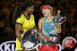 Serena Kalahkan Kerber pada Final Wimbledon