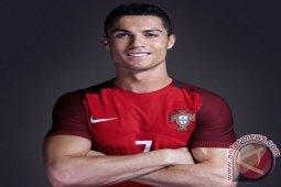 Ronaldo miliki peluang untuk pecundangi Messi
