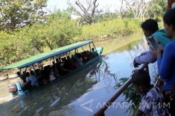 Wahana Perahu Favorit Pengunjung KBS