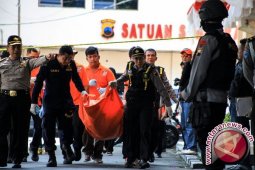 Keluarga Ambil Jenazah Pelaku Bom Solo