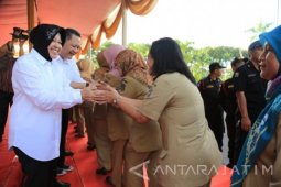 Ratusan PNS Halalbihalal dengan Wali Kota Surabaya