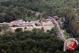 Jalinsum di Padang Panjang Longsor