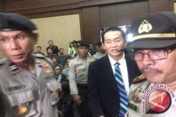 Ayah dan kembaran Mirna jadi saksi sidang keempat Jessica