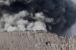 Wagub Ingatkan Peserta Yadnya Kasada Patuhi Aturan