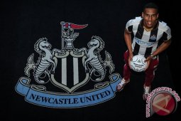 Newcastle kontrak gelandang Arsenal Hayden