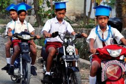 MOS oleh OSIS Resmi Dilarang Kemdikbud