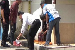 Polresta Madiun Ledakkan Bingkisan Misterius Diduga Bom