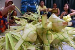Permintaan Ketupat Lebaran