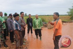 Pengungsi banjir Aceh Selatan diserang penyakit
