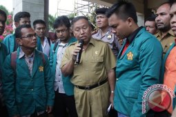 Mahasiswa desak Gubernur copot Kadisdik Aceh