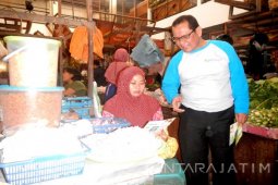 BPJS Ketenagakerjaan Rungkut "Blusukan" Pasar Bidik Peserta
