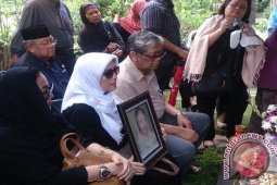 Ibunda Prof Sarlito Sarwono Tutup Usia