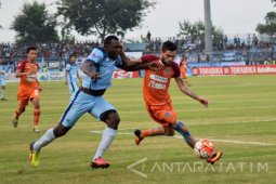 Persela Libas Pusamania Borneo Fc