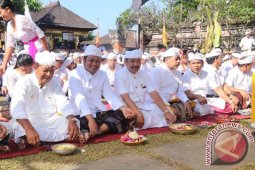 Pemkab Gianyar  Gelar Ritual Di Semeru Agung