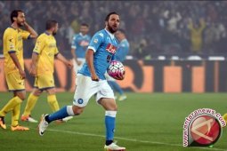 Juventus rekrut Higuain dengan transfer 90 juta euro