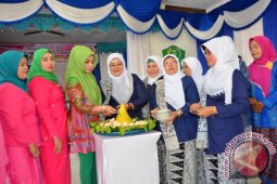 Bidan Ujung Tombak Peningkatan Kesehatan Ibu-Anak
