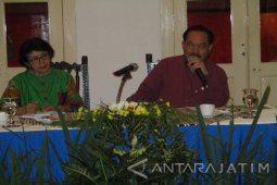 Disbudpar Provinsi Jatim Gelar Pawai Seni Budaya di Blitar