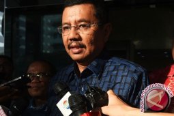 Gubernur minta kepala sekolah SMA laporkan aset