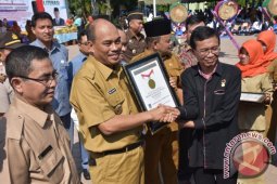 Rekor Muri 8076 Membuat Patun Pelajar Tebing Tinggi