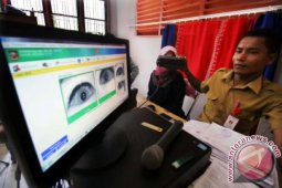 Disdukcapil Aceh Barat rekam e-KTP secara offline