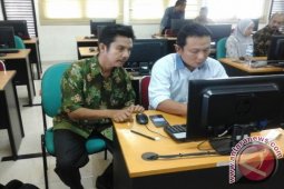 KPU Tapteng Dilatih Gunakan Silon