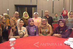 Ketua PKK Banyuwangi Raih Manggala Karya Kencana
