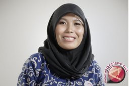 Risna Hasanudin, "Sang Merak" dari Timur