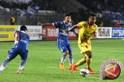 Pelatih: Persib Mudah Kehilangan Bola